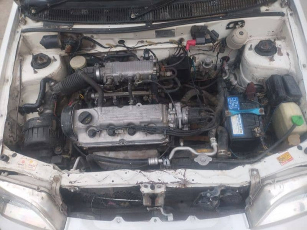 suzuki-cultus-vxr-2009-big-11